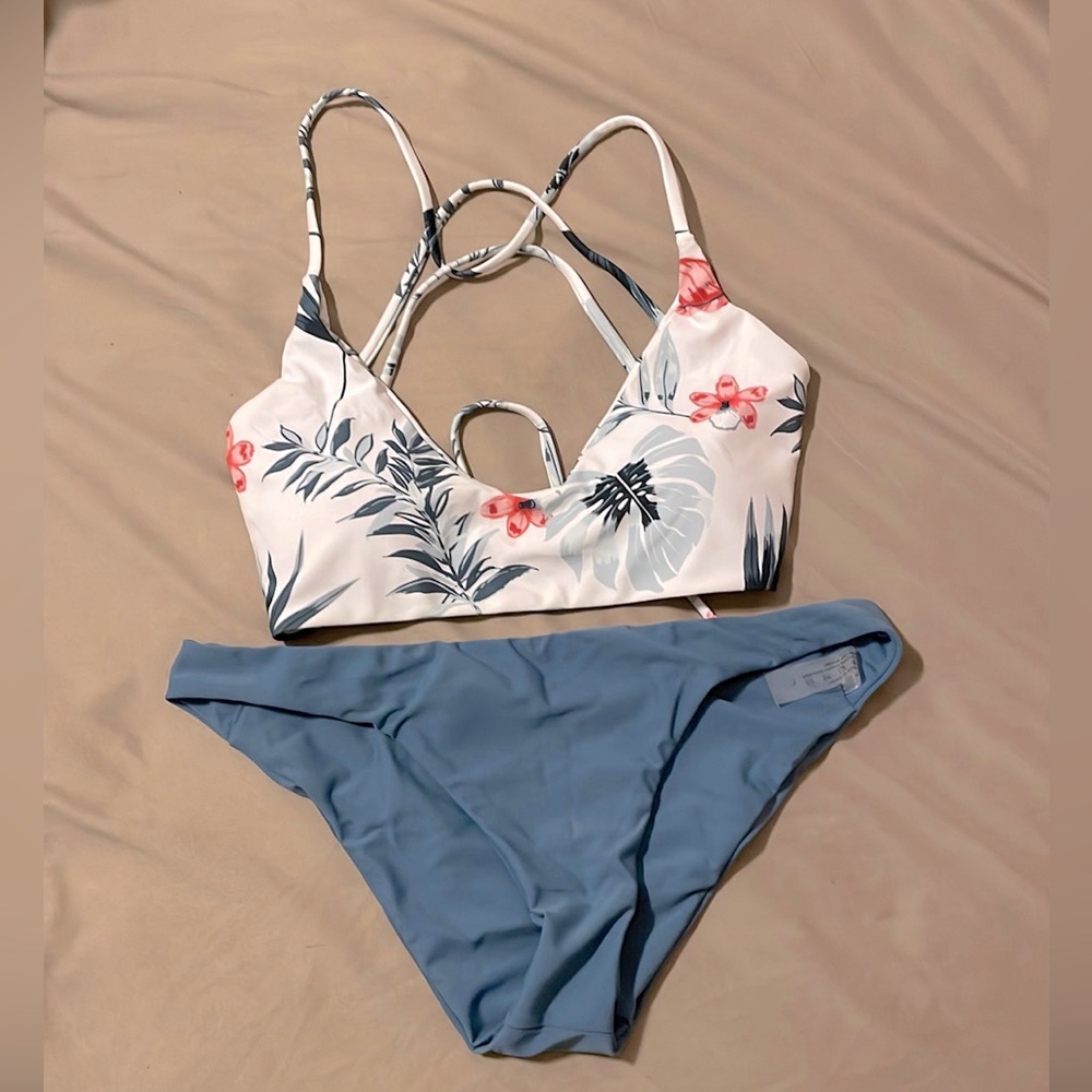Bathing suit